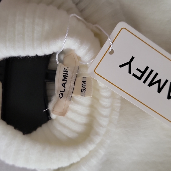 Cream/ off white Turtle neck sweatersuit  size Large - Picture 2 of 2